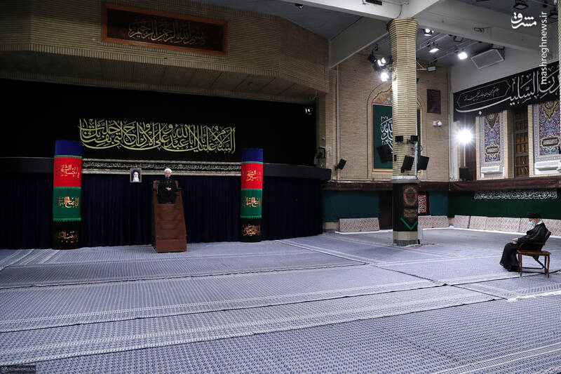 عزاداری شب عاشورای حسینی(ع) با حضور رهبر انقلاب اسلامی +تصاویر