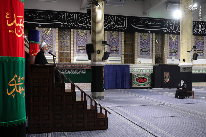 عزاداری شب عاشورای حسینی(ع) با حضور رهبر انقلاب اسلامی +تصاویر