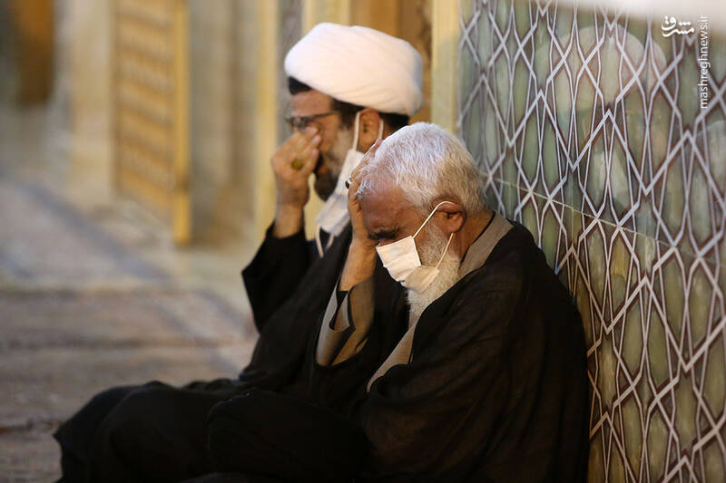 عکس/ مراسم عزاداری شب عاشورا در حرم بانوی کرامت