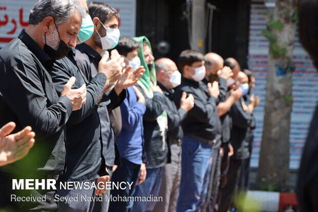 نماز ظهر عاشورا با اقتدا به امام حسین(ع) اقامه شد