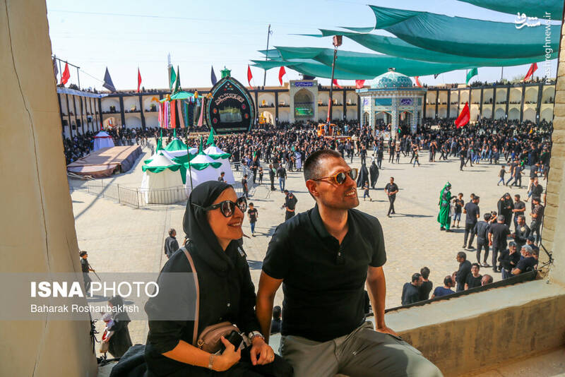 عکس/ حضور گردشگران خارجی در آیینهای محرم یزد