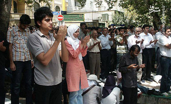 پشتپرده بیانیه تروریستی میرحسین موسوی/ چه کسی برای سران فتنه بیانیه مینویسد؟