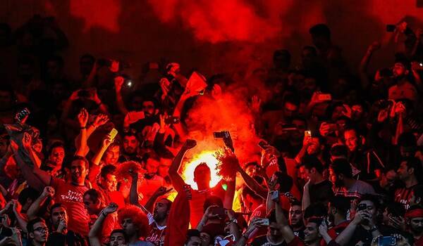 تماشاگران فوتبال؛ سرمایههایی که احترام ندارند