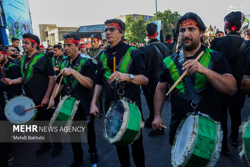 عکس/ کاروان نمادین اسرای کربلا در قم