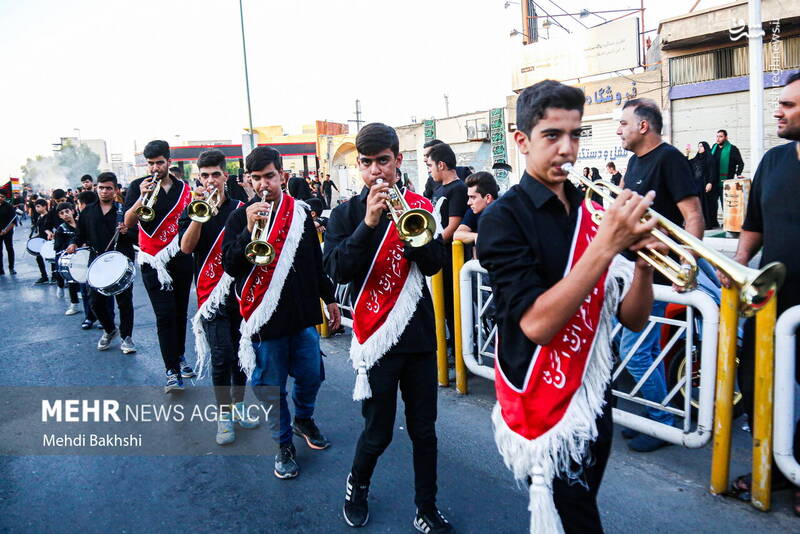 عکس/ کاروان نمادین اسرای کربلا در قم