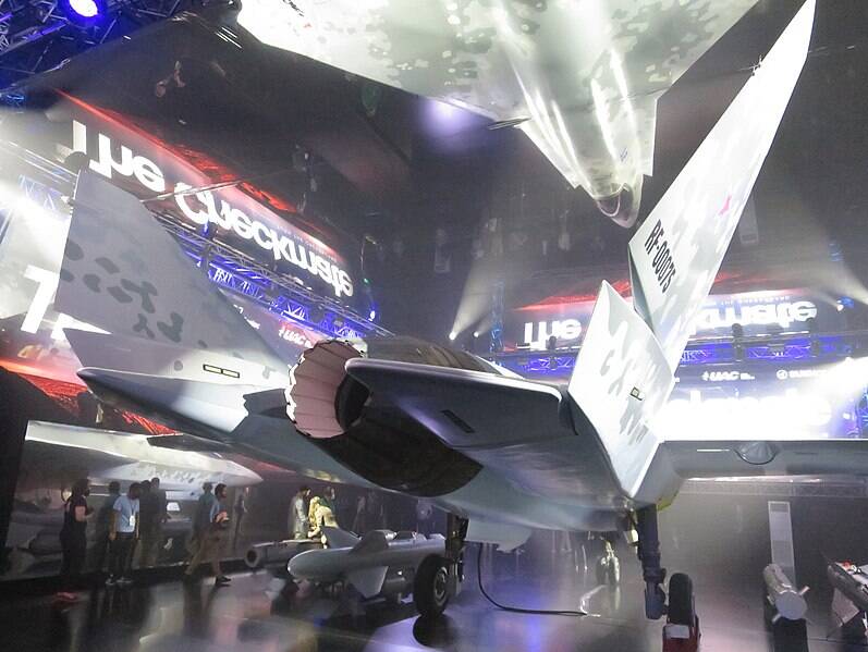 روسیه دومین نمونه از جنگنده سوخو-۷۵ خود را تولید کرد