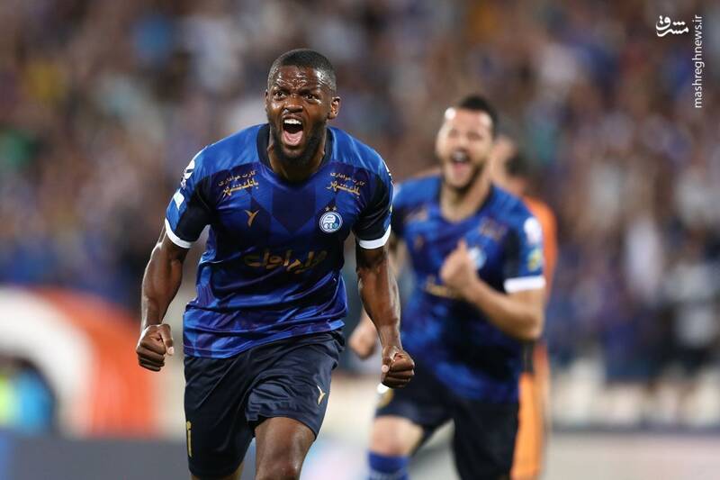 برد خاطره انگیز استقلال با حضور بانوان/ گل طلایی یامگا به مس +عکس