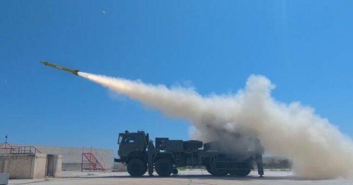 موشکاندازهای ترکیه در مسیر اوکراین +فیلم