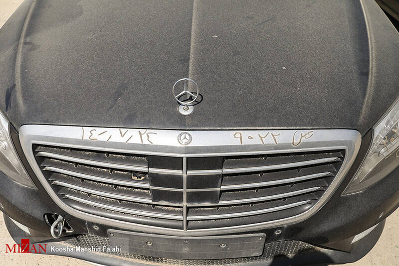 تصاویر خودروهای لاکچری در گمرک تهران؛ از فورد موستانگ تا بنز و بی ام و | دستورهای مهم دادستان تهران