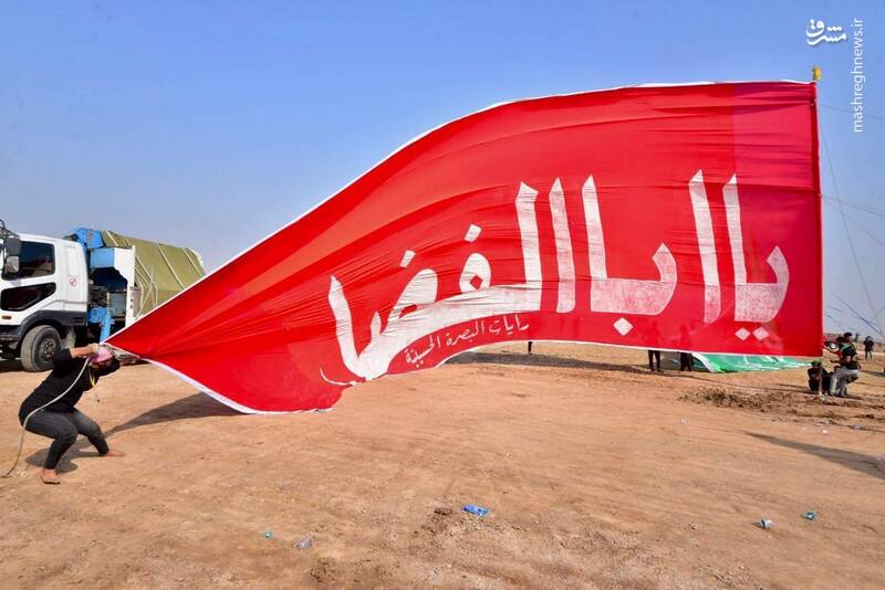 ادامه پیاده روی اربعین از شهر بصره+ عکس