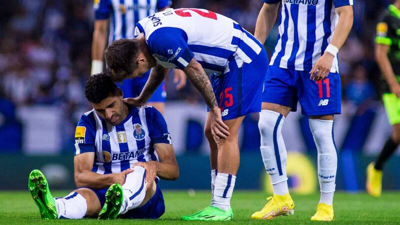 سرمربی پورتو از مصدومیت طارمی گفت / ستاره ایرانی به بازی دوشنبه میرسد؟