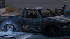 ۵ کشته در آتش تصادف خودروهای سوختکش در جاده میناب ۵ کشته در آتش تصادف خودروهای سوختکش در جاده میناب