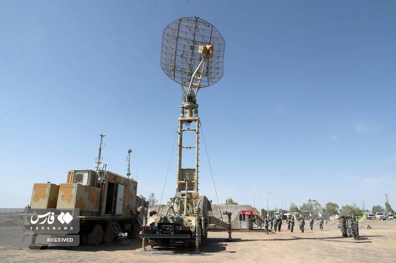 قدرتنمایی پرندههای ایرانی در آسمان / چرا ارتش رزمایش پهپادی برگزار کرد؟ 11