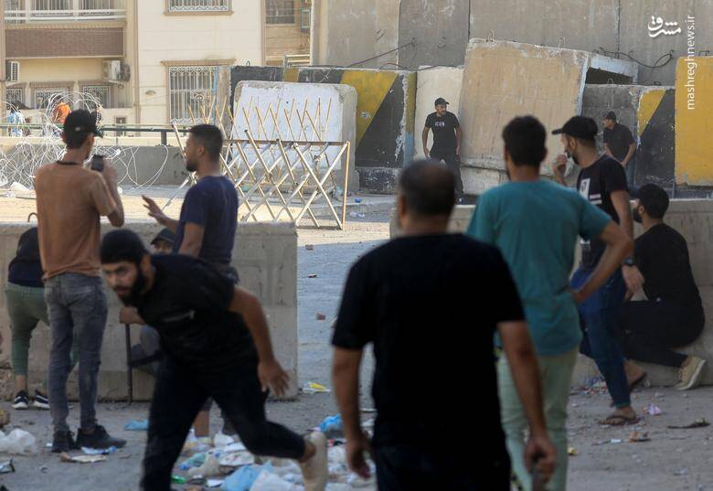 تصاویر جدید از هجوم صدریها به قصر جمهوری