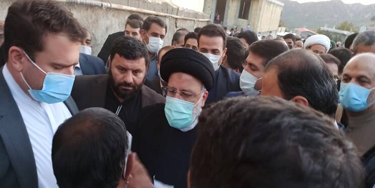 روایتی از سفر رئیسی به نقاط محروم ۳۱ استان/ همدلی صادقانه با مردم از «سیسخت» تا «قلعهگنج»