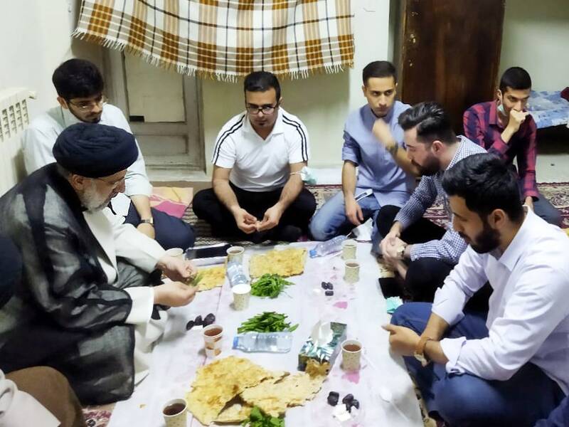 روایتی از سفر رئیسی به نقاط محروم ۳۱ استان/ همدلی صادقانه با مردم از «سیسخت» تا «قلعهگنج»