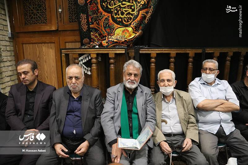 عکس/ حضور چهرهها در مراسم ترحیم آیتالله مصطفوی