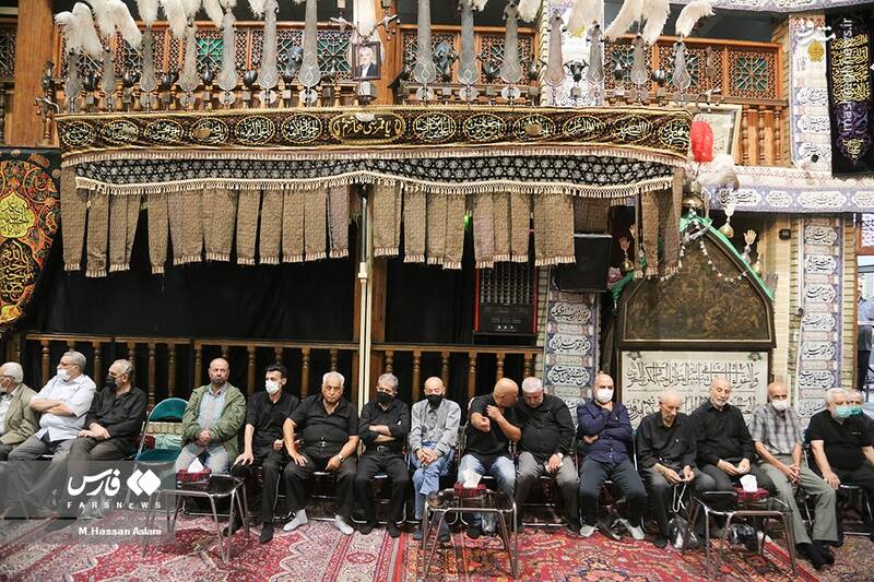 عکس/ حضور چهرهها در مراسم ترحیم آیتالله مصطفوی