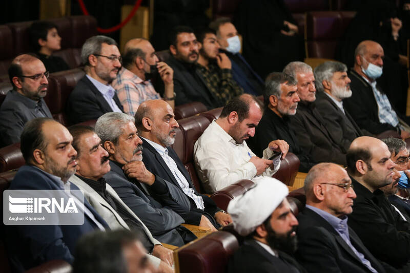 عکس/ دومین سالگرد درگذشت حجتالاسلام حسینیان