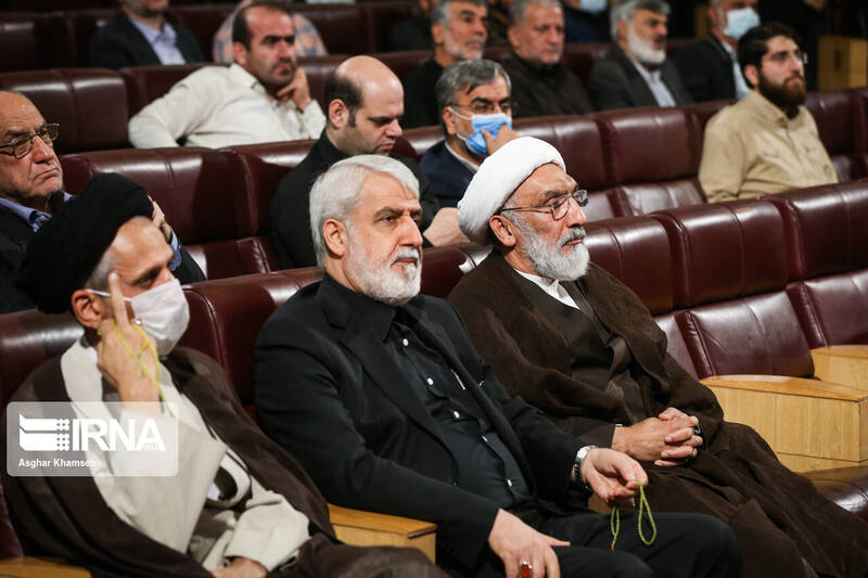 عکس/ دومین سالگرد درگذشت حجتالاسلام حسینیان