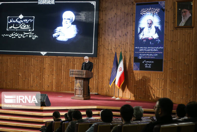 عکس/ دومین سالگرد درگذشت حجتالاسلام حسینیان