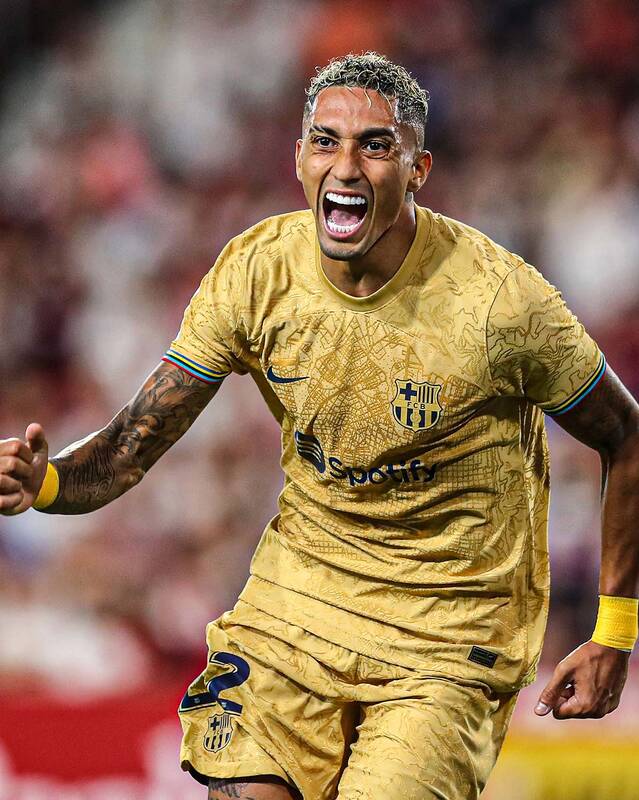 برد مقتدرانه بارسا با درخشش لواندوفسکی/ برد پاریس با دبل مسی و امباپه