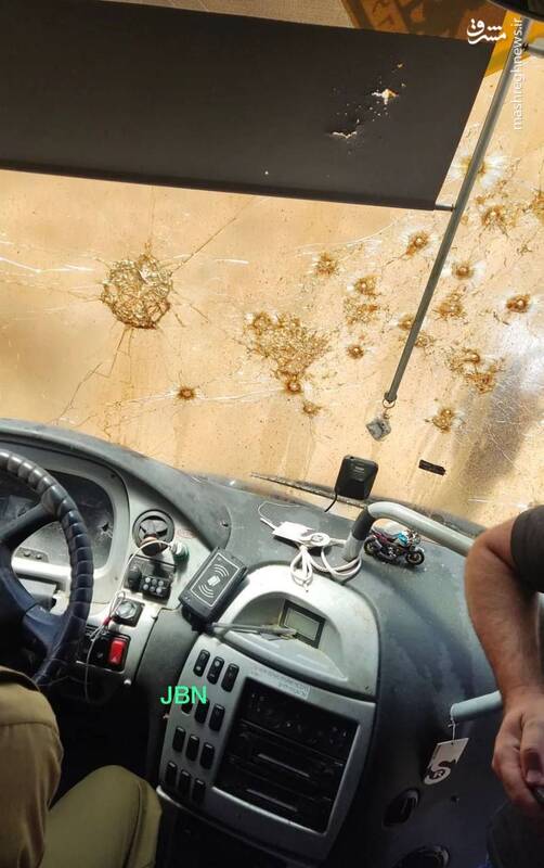 تیراندازی به اتوبوس شهرک نشینان صهیونیست در نزدیکی دره اردن+ عکس