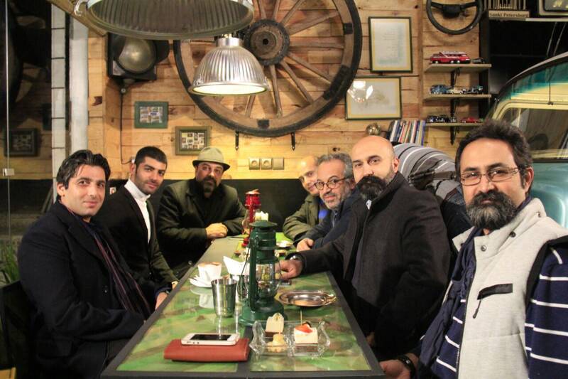 چرا فیلم ضد امنیتی «شب، داخلی، دیوار» بدون مجوز به ونیز رفت؟ / «برادران جلیلوند» خطای «برادران لیلا» را تکرار کردند + عکس 5