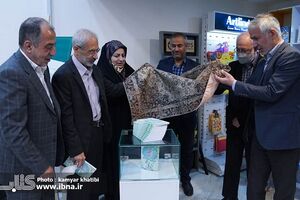 «مستشارنظامی» خطشکنی کرده است توجه مقام معظم رهبری در ارتقای شعر معاصر تاثیر بسزایی داشته است