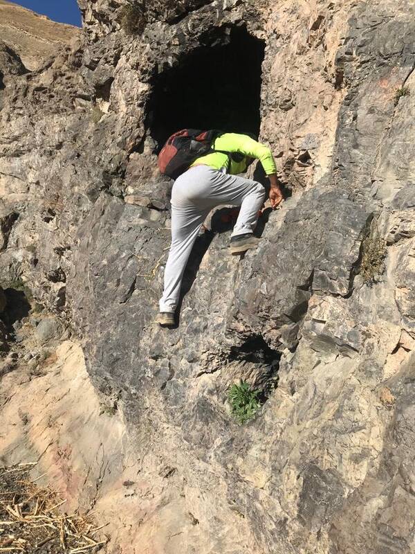 ماجرای عجیب غارهای «بیوکآقا» در کوههای تهران چیست؟ | فرهاد کوهکن قرن ۲۱ را بشناسید