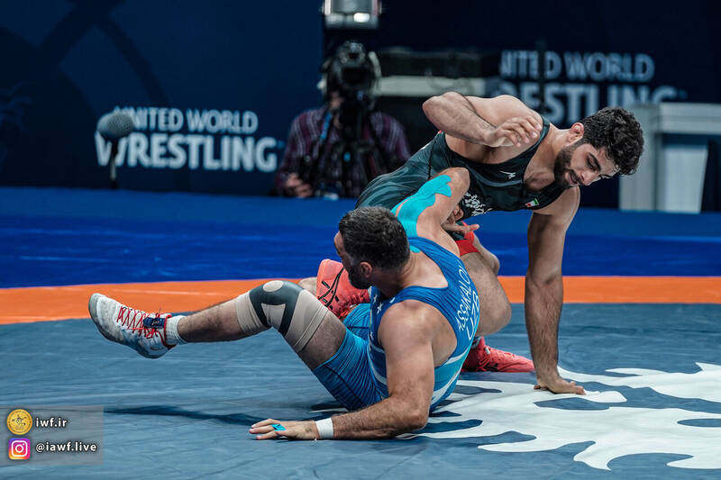 علت اصلی ناکامی تیم ملی کشتی فرنگی ایران در غیاب روسیه/ آقای بنا! قهرمانی پیشکش، چرا روی سکو نرفتیم؟!