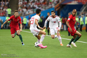 چه کسی بازیکنان تیم ملی را انتخاب کرده؟