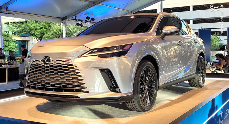 لکسوس RX هیبریدی؛ زیبا و قدرتمند +عکس