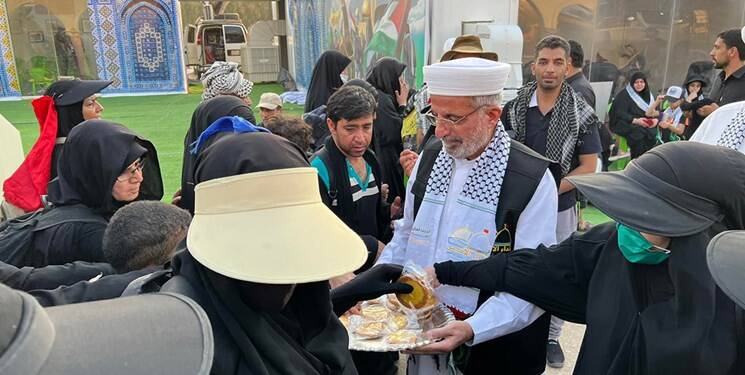 تصاویر بینظیری که فقط در راهپیمایی اربعین دیده میشود