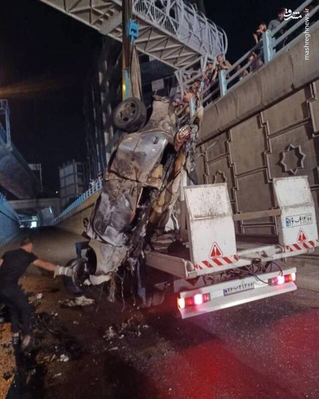 ۲ کشته در پی سقوط خودرو از پل صدر +عکس