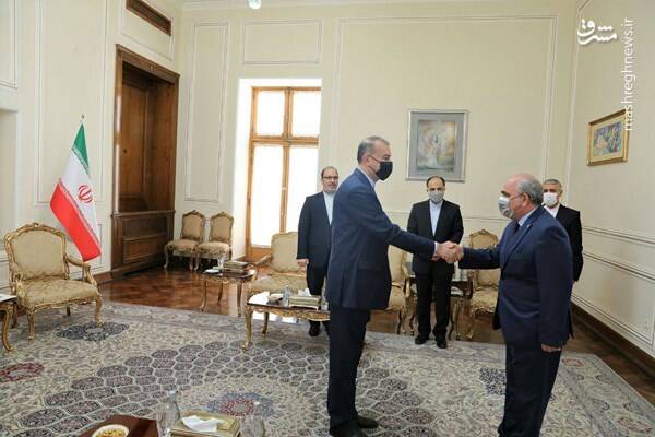 دیدار خداحافظی سفیر روسیه با امیرعبداللهیان