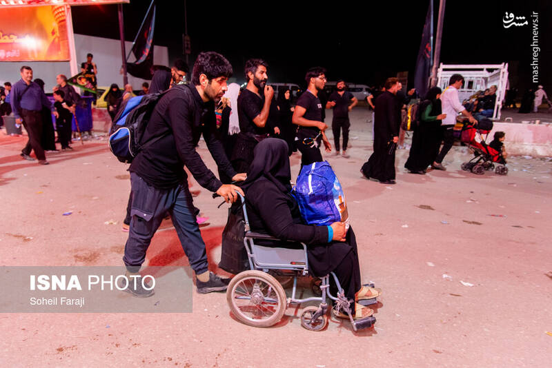 عکس/ پیاده روی اربعین در مسیر نجف به کربلا