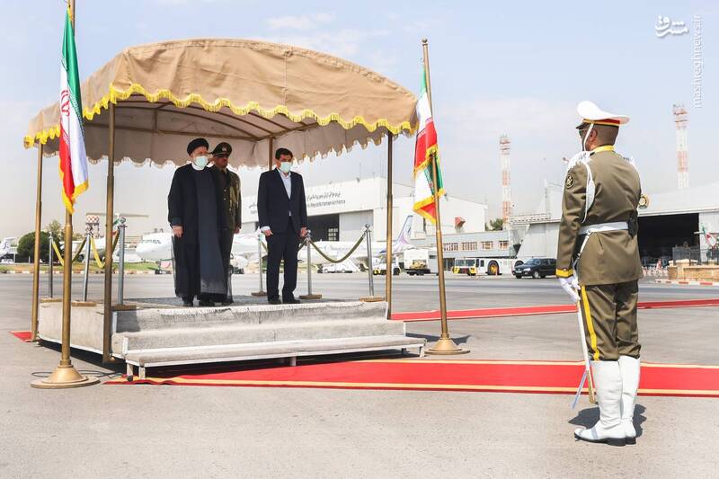 عکس/ رئیسی عازم ازبکستان شد