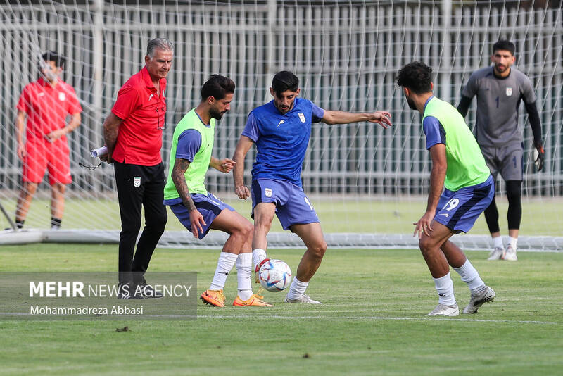 حتماً و قطعاً به این تیم ملی امیدواریم/ تیم انگلیس نصف فوتبال باشگاهیاش نیست/ آمریکا با فوتبال ماشینیاش به ایران میبازد