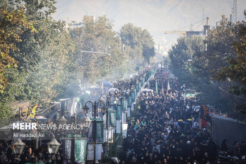 سوگواری جاماندگان اربعین در سراسر ایران/صحنه تجلی «انا من حسین» 