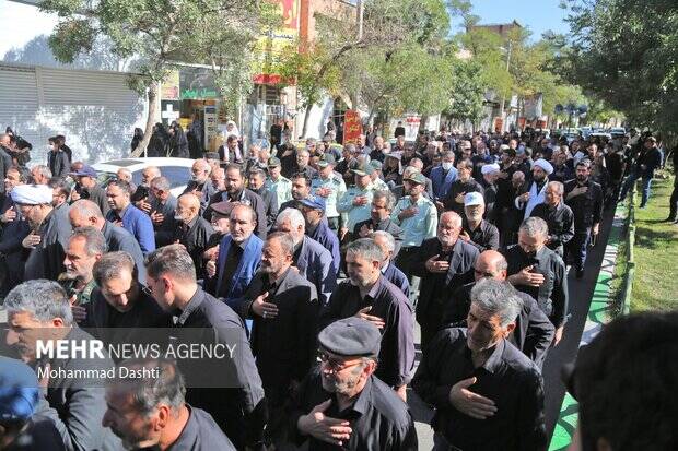 سوگواری جاماندگان اربعین در سراسر ایران / صحنه تجلی «انا من حسین» 11