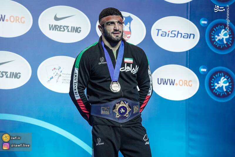 عکس/ ژست کامران قاسمپور روی سکوی قهرمانی