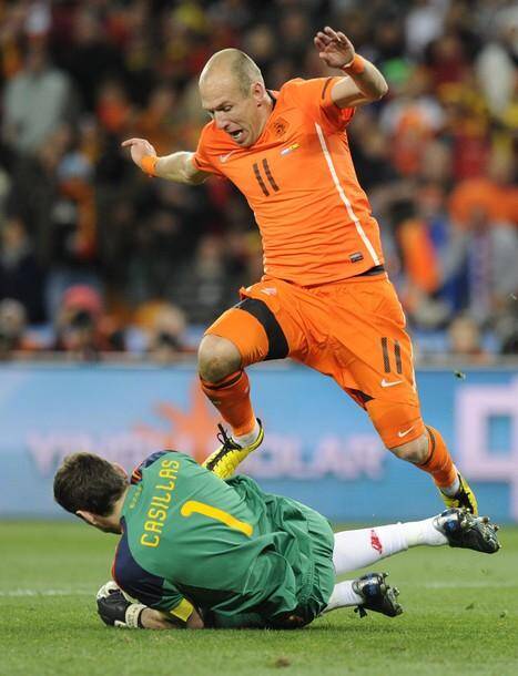 بدشانس ترین تیم تاریخ جام جهانی به دنبال طلسم شکنی / مسن ترین سرمربی جام تاریخ ساز میشود؟! 5