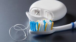 ساخت میکروربات برای مسواک زدن و نخ دندان کشیدن