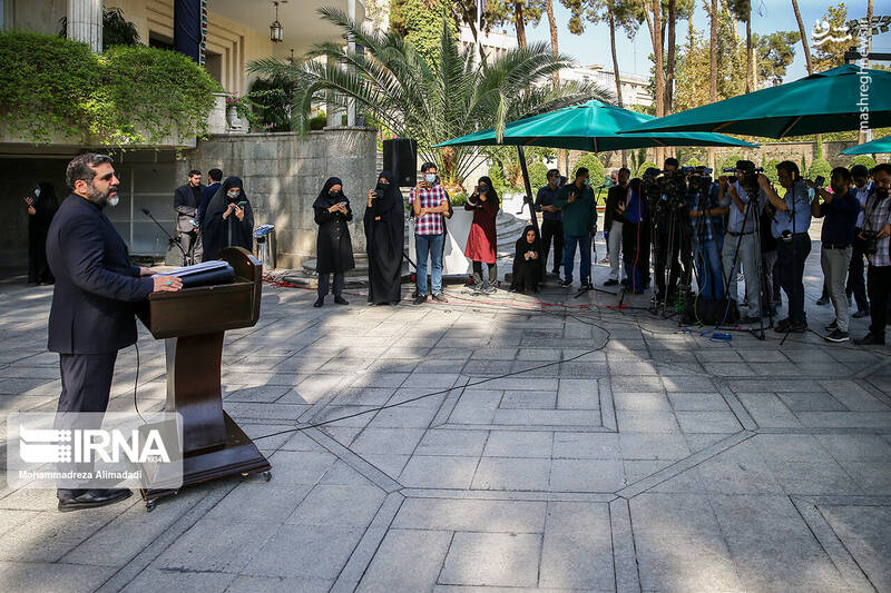 عکس/ اعضای هیأت دولت در جمع خبرنگاران