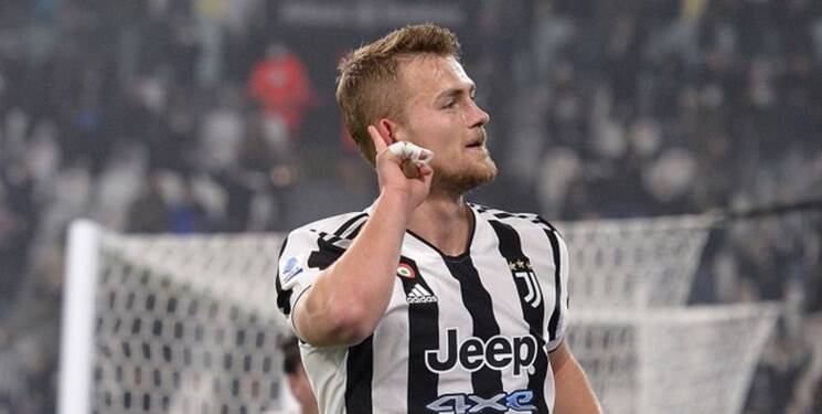 تفاوت بایرن با یوونتوس از دید مدافع هلندی