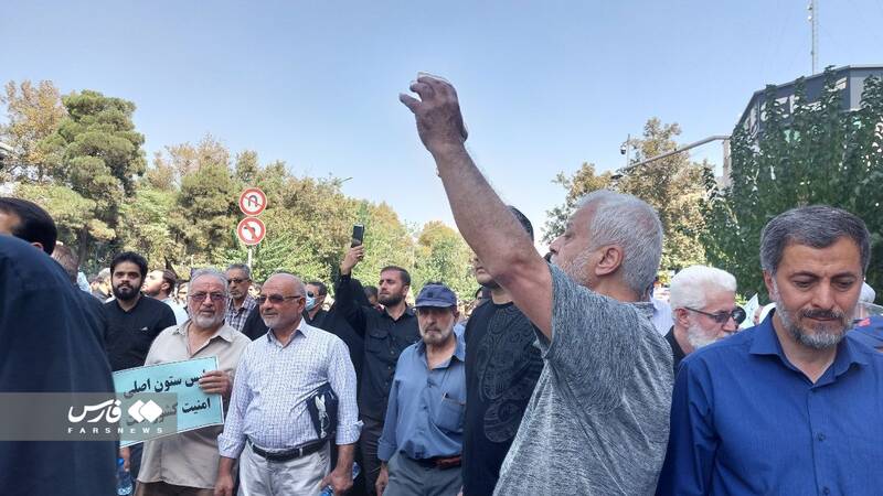 چشم کور مزدوران این صحنهها را نمیبیند +عکس