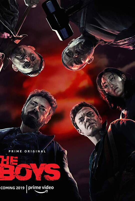 سلبریتی ایرانی محافظ میگیرد که دست هوادار به او نخورد، حالا دلسوز همان هوادار است!