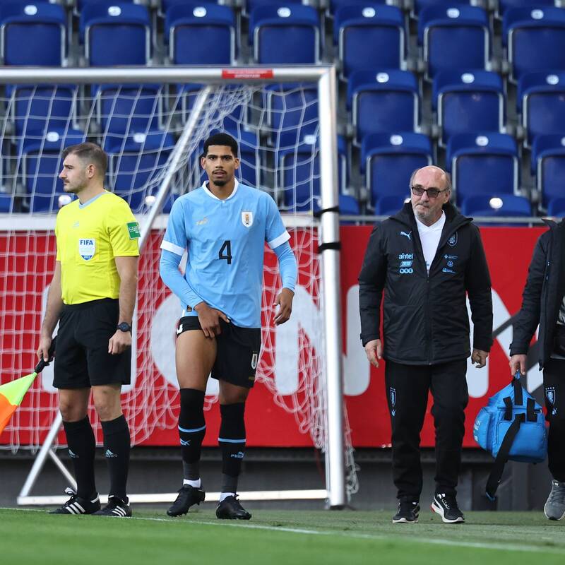 ورود بارسلونا به پرونده بازی ایران با اروگوئه