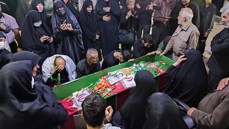 مراسم وداع با شهید مدافع امنیت «حسین تقی پور» در معراج شهدا + عکس و فیلم 4